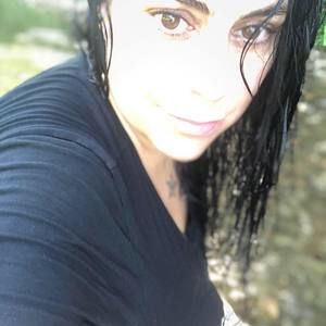 Meet your Posher, Regina